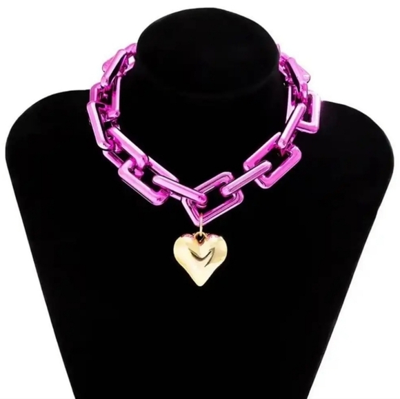 Rectangle Chain Necklace in Light Metal with Heart Pendant NWOT - Picture 2 of 3